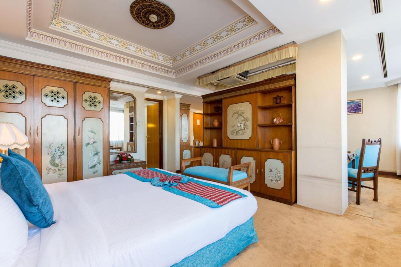 Hotel Le Himalaya Kathmandu Exterior photo